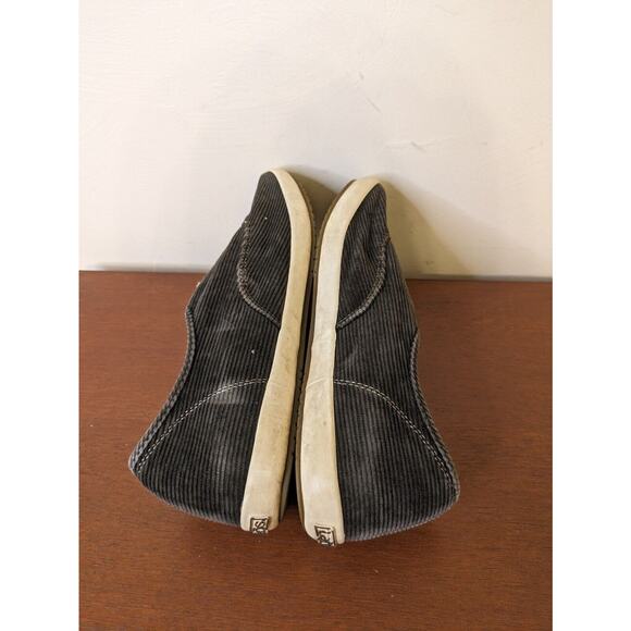 Taos Women's Sneakers Gray Corduroy Lace-up Size 11. - Picture 4 of 7